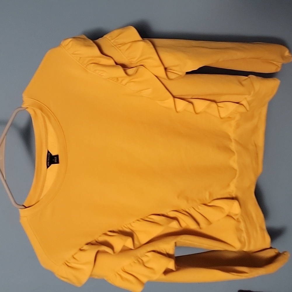 Ann Taylor ruffled sweatshirt size M